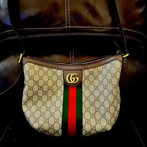 Gucci Ophidia GG small shoulder